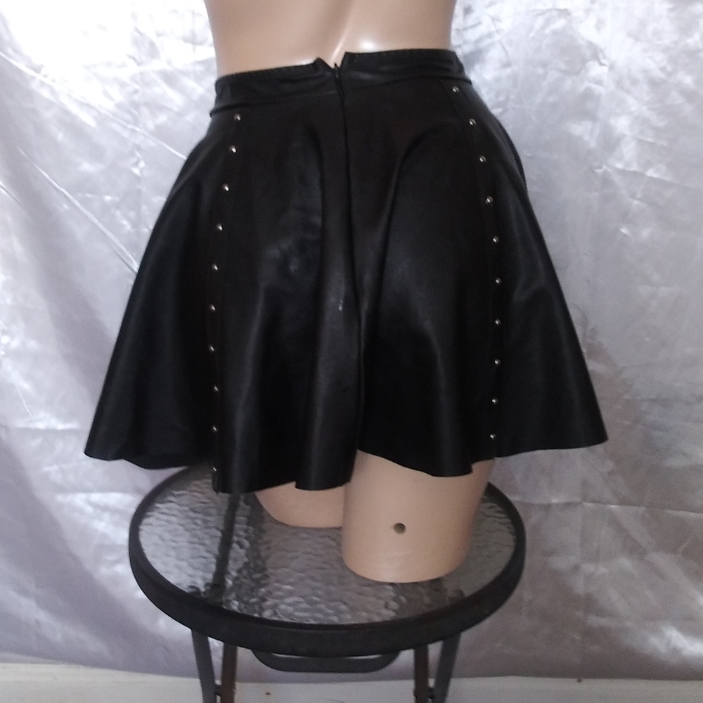SOLD INTIMATE TREASURES BLACK LEATHER MINI SKIRT - Picture 3 of 5